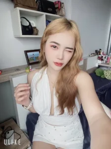 방콕 밤문화 제대로 즐기기: 활기찬 밤과 특별한 추억을 위한 가이드
